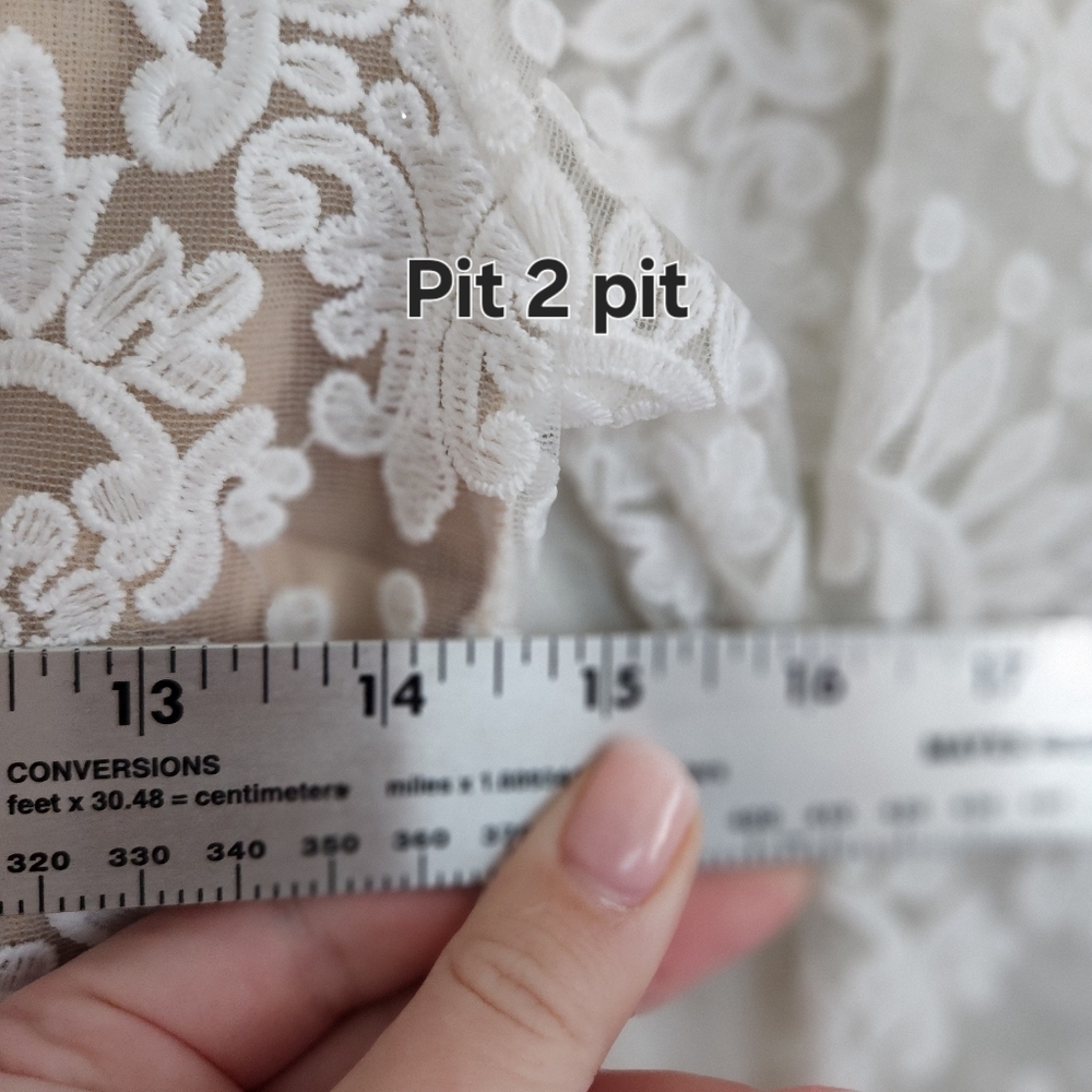 NWT here comes the sun lace long‎ sleeve double lined romper - Picture 7 of 11